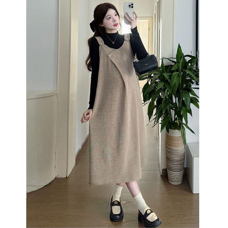 Îmbrăcăminte de maternitate la modă Primăvara 2025: Set Toamnă Iarnă cu Topuri și Rochii Elegante