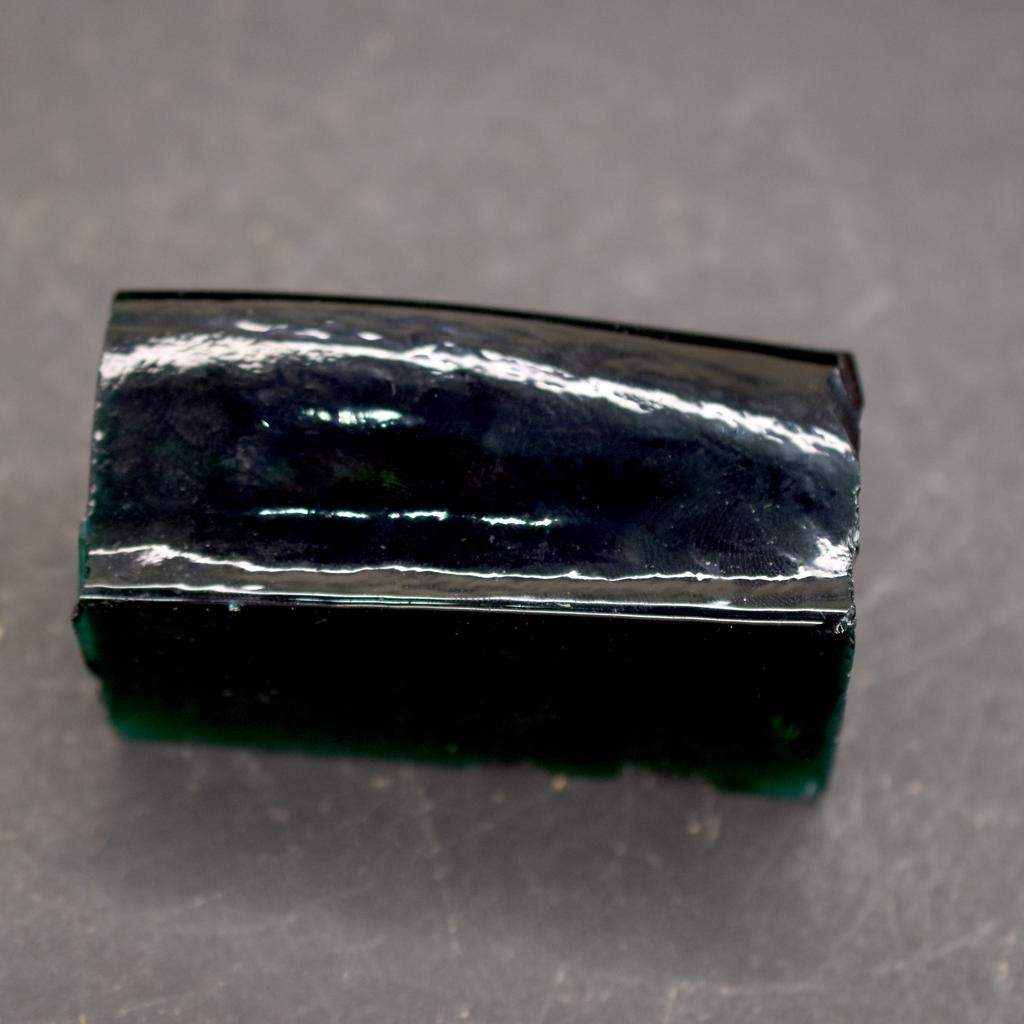 822.85 Ct Lab-Created Emerald Green Uncut Rough Unique Loose Gemstone