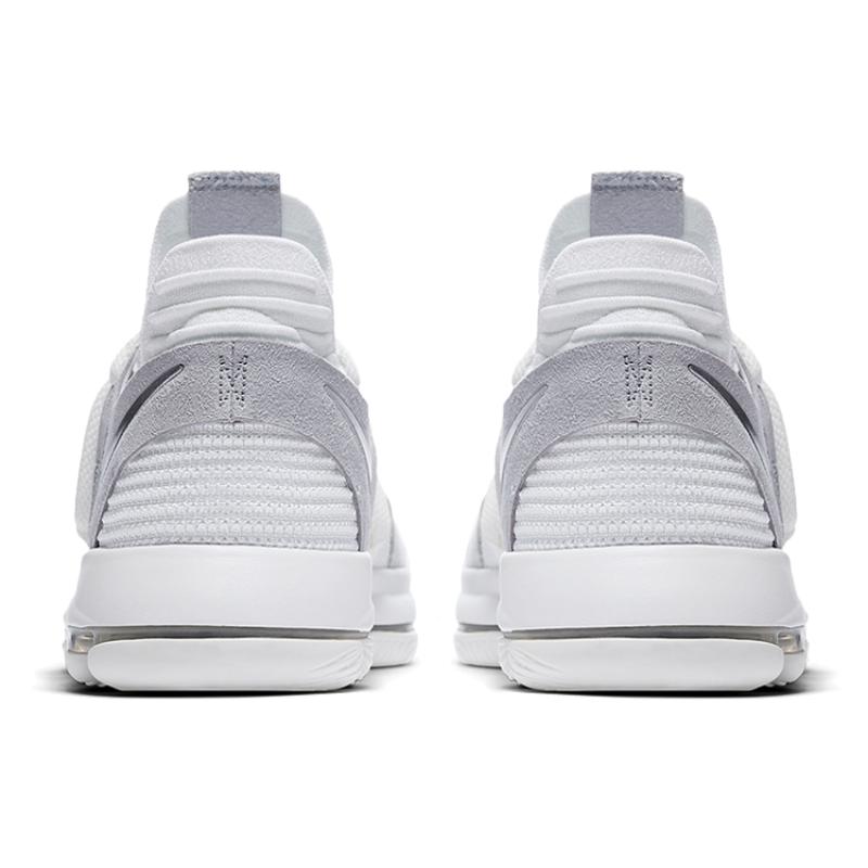 Nike Kd 10 Still Kd SNKRS Exclusive With Pin Set Sneakers 897815-100