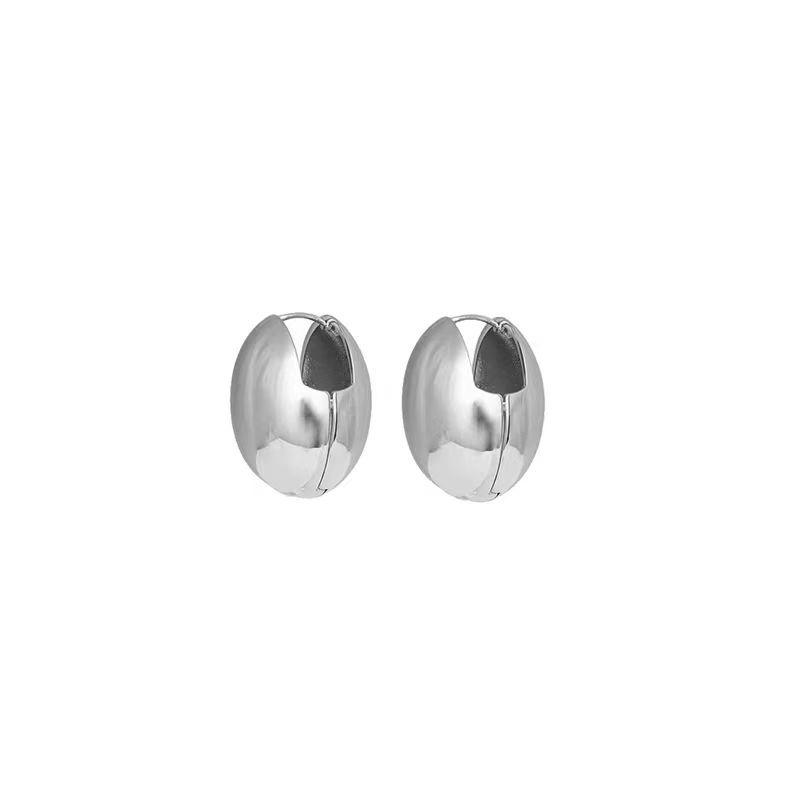 Elegant Gold & Silver Oval Egg-Shaped Stud Earrings: Niche Design with High-End Feel for Women