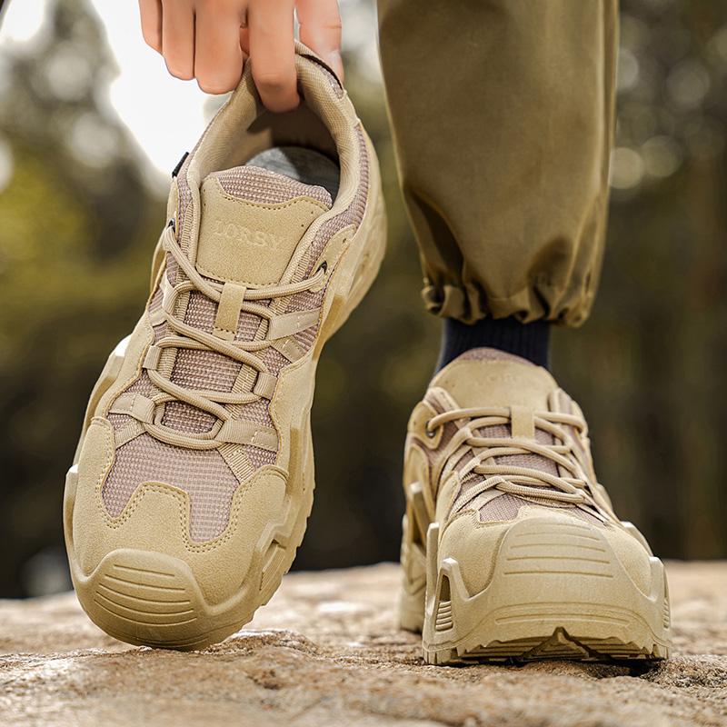 Men's Outdoor Fashion Sneakers New Designers Hiking Shoes Men's Camouflage Breathable Walking Shoes Climbing Shoes for Couples