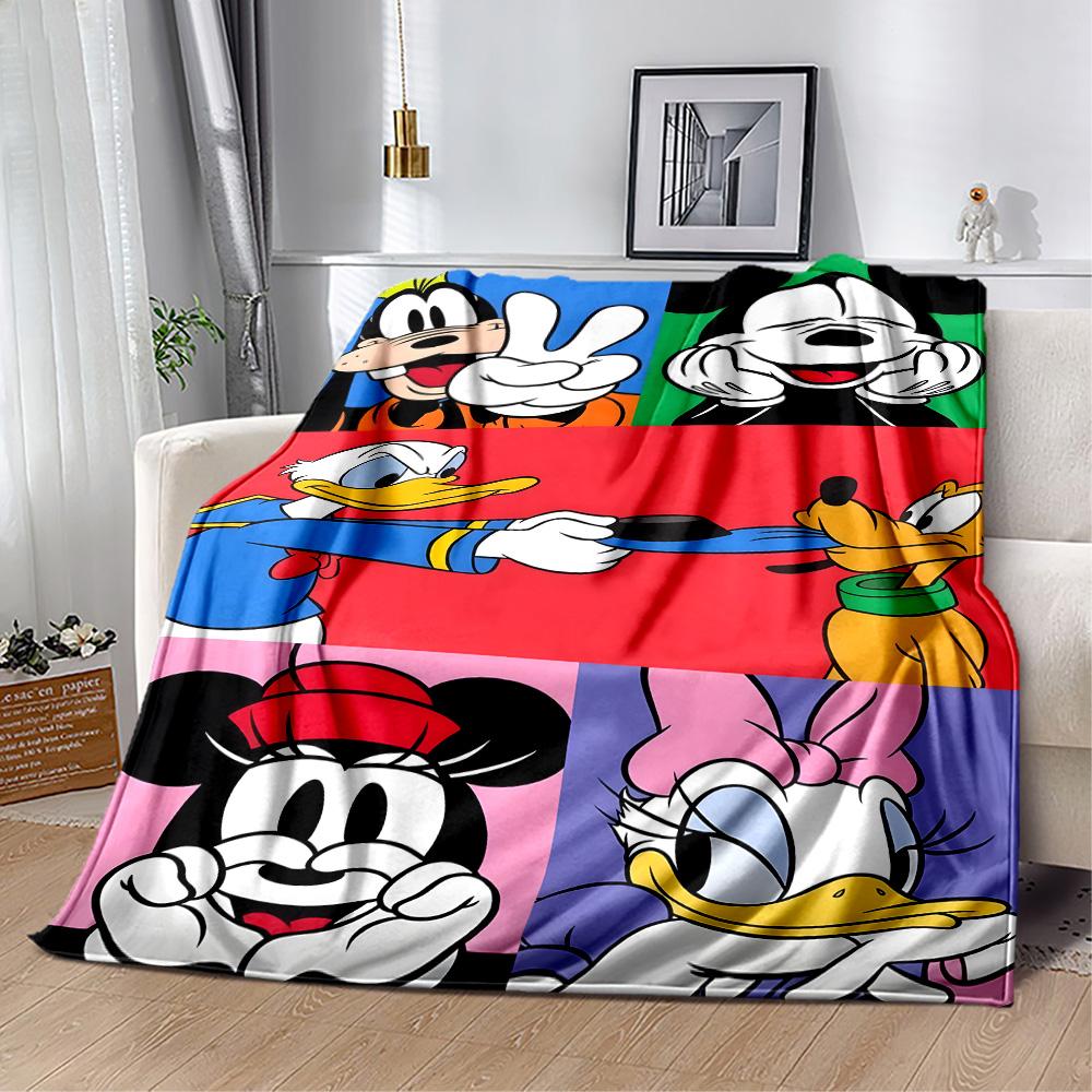 Christmas Mickey Mouse Blanket Gift Blanket Warmthful Decor Suitable for Sofa Couch Office Bed Picnics Design Gifts Friends Y15