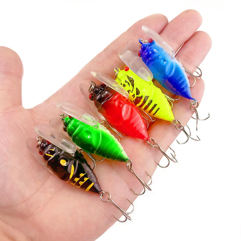 Cicada Imitation Soft Bait with Fluttering Wing Surface Lure for Bass Snakehead Topwater Fishing Topwater Popper for Freshwater Saltwater Fishing