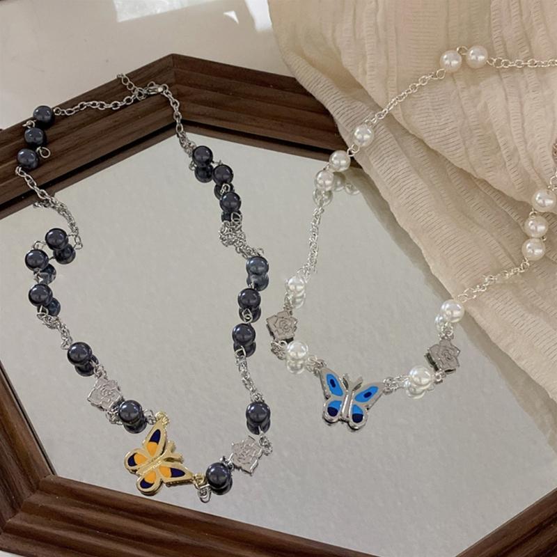 Women's Butterfly Pendant Beaded Necklace Flower Pearl Chain Necklace Y2K Clavicle Chain Choker Necklace Jewelry Gift