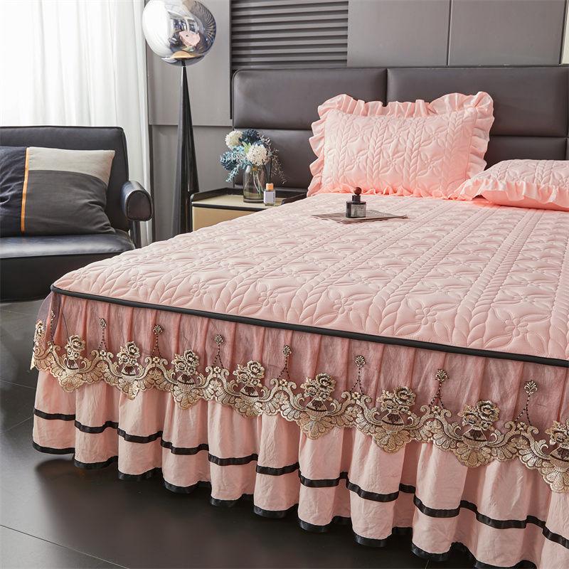 3PCS Padded Quilted Bed Skirt Set with Lace Embellishment, Includes 1 Bed Skirt and 2 Pillowcases, Easy Installation, Breathable , Ideal for Bedroom