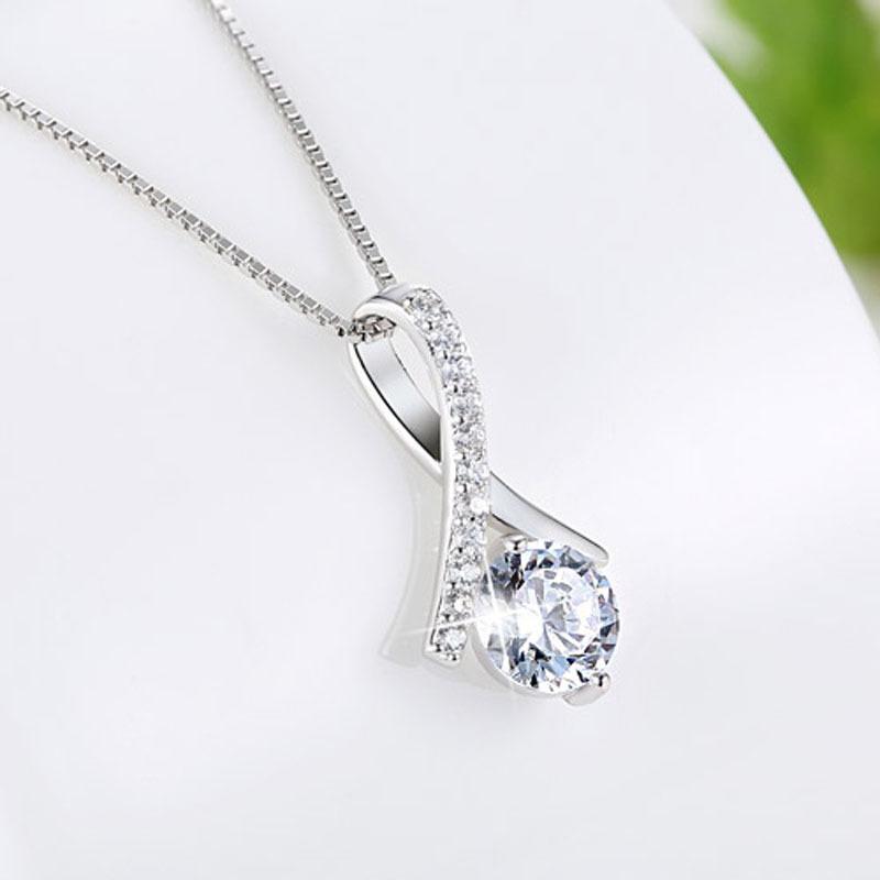 Japanese And Korean Version Of Classic Temperament Cute Flower Language Diamond-Encrusted Necklace Pendant Classic Women'S Short Jewelry