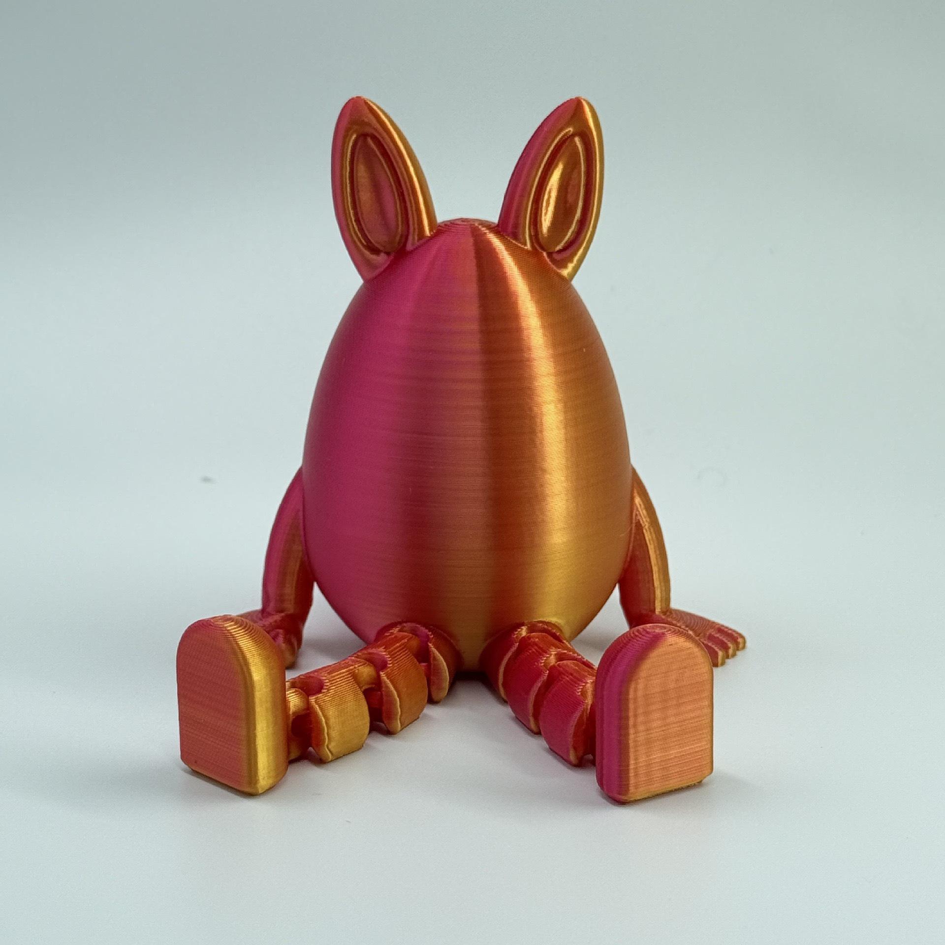 

3D Printed Rabbit Egg Ornament with Movable Joints - Trendy Creative Gadget and Popular Gift Model 8.2*8.7*8 cm (28g)