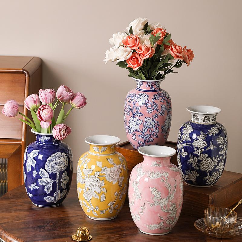 Blue and White Porcelain Chinese Vintage Vase Ceramic Handicraft Porcelain Bottle Flower Vase Home Decoration Accessories