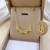 Necklace Women'S New Model, A Two-Wear Heart-To-Heart Open And Closed Four-Leaf Flower Full Diamond Versatile Clavicle Chain Titanium Steel
