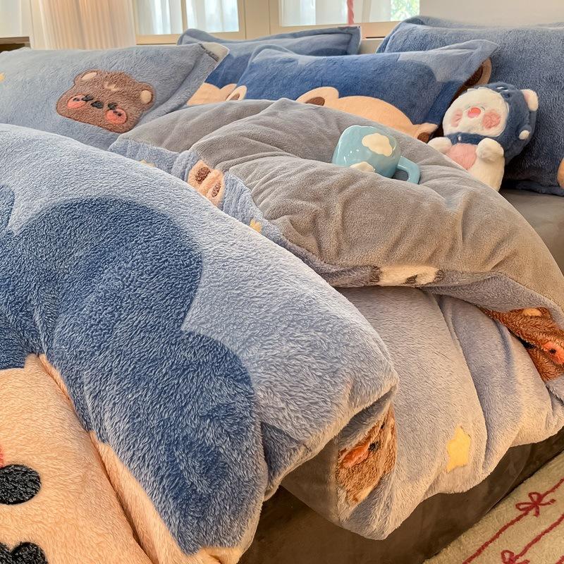 

Thickened Milk Coral Fleece Bed Four-Piece Set Flannel Quilt Cover Bedding Fleece Bed Sheet Three-Piece Set 1.2m 3pc 150x200 quilt