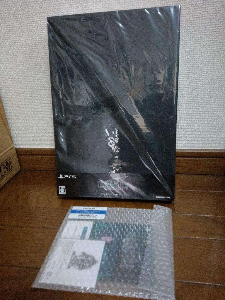 [USED] Product: "FF7 Rebirth Deluxe Edition" purchase bonus included