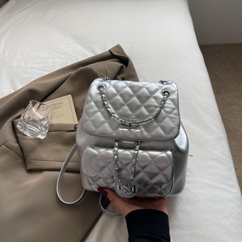 

Рюкзак-сумка из вышитой нити Xiaoxiangfeng для женщин, новинка лета 2025 года, модный и универсальный школьный рюкзак для девочек большой вместимости 22*13*21