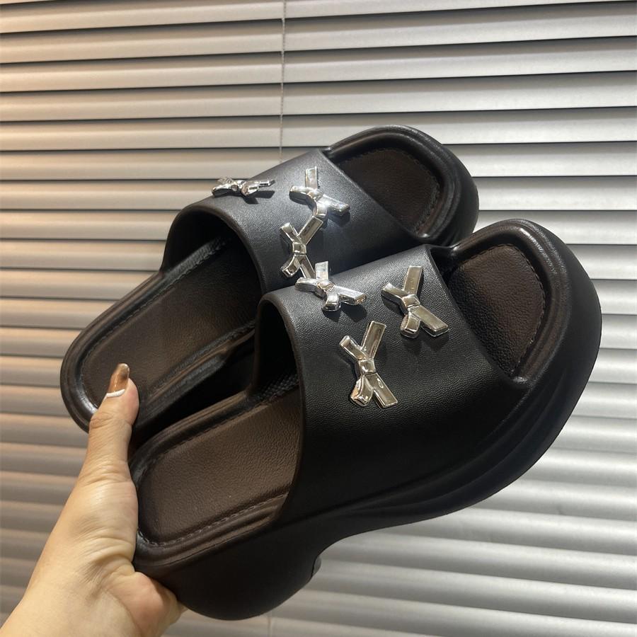 New Outer Wear Summer Thick-soled Slippers Women's Summer Cool Slippers Go Out To Increase the Height of Students
