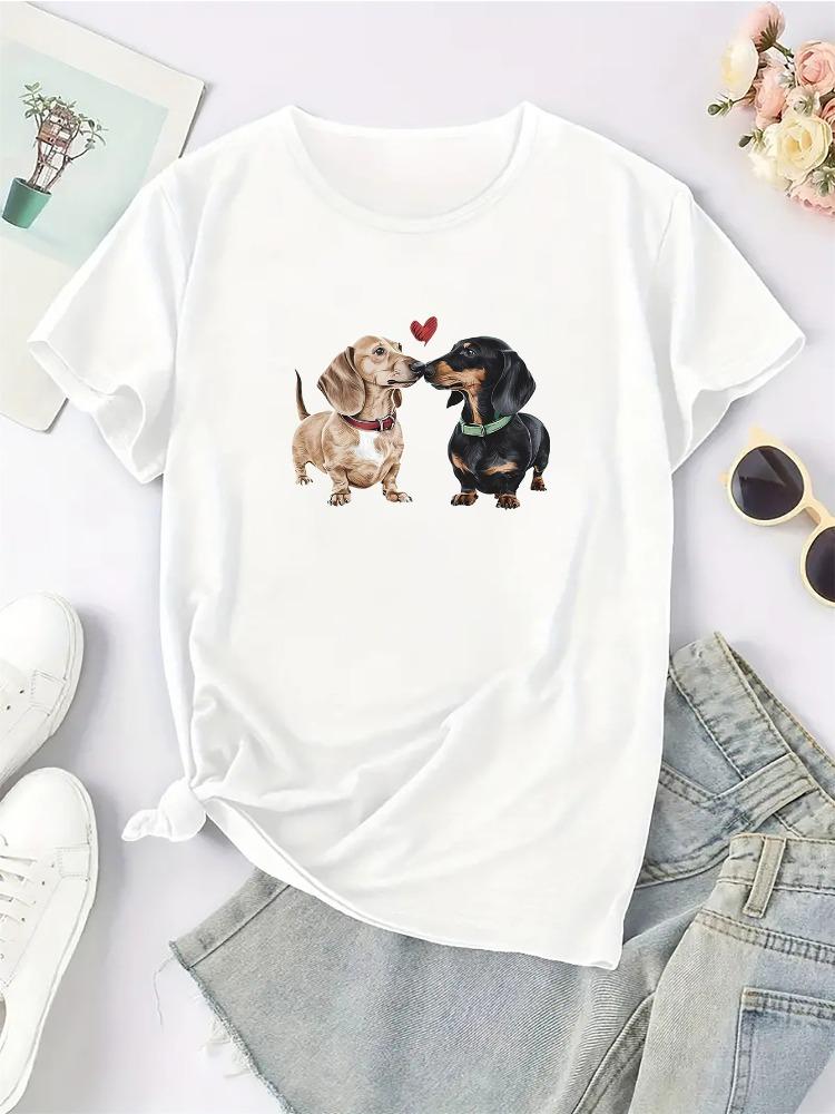 Women's Casual Summer Crew Neck Dachshund Print T-Shirt Y2K Fun Short Sleeve Casual Top Graphic T Shirts Summer Streetwear Y2K