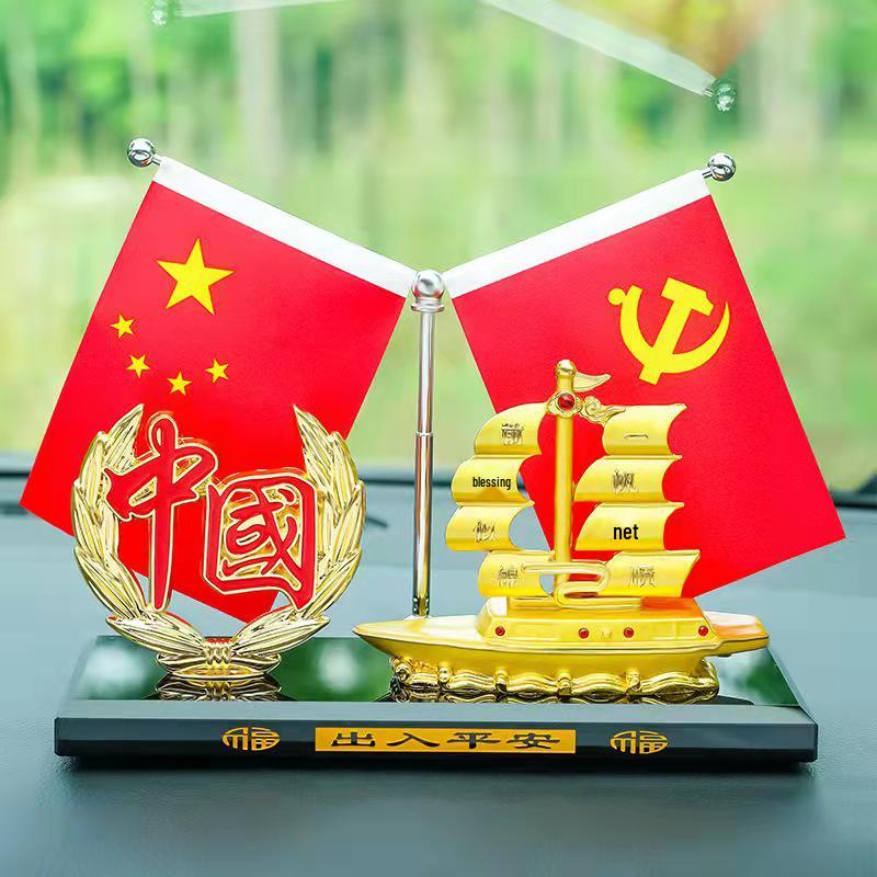 Smooth Sailing Alloy Sailboat Desk Ornament: Creative Home & Office Decor