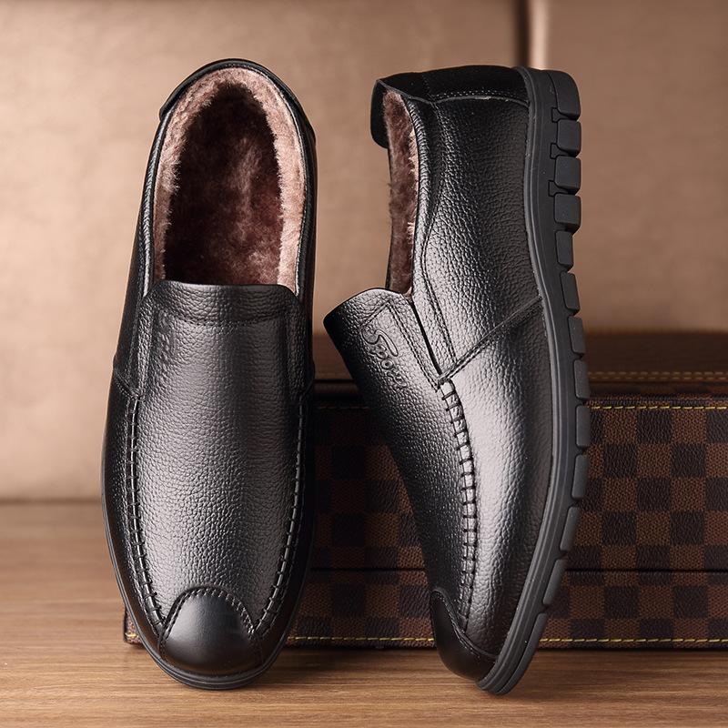 Fashion Winter Warm Fur Loafers Men Leather Casual Shoes Men Walking Footwear Non-slip Thick Sole Warm Men's Sneakers Leather Moccasins