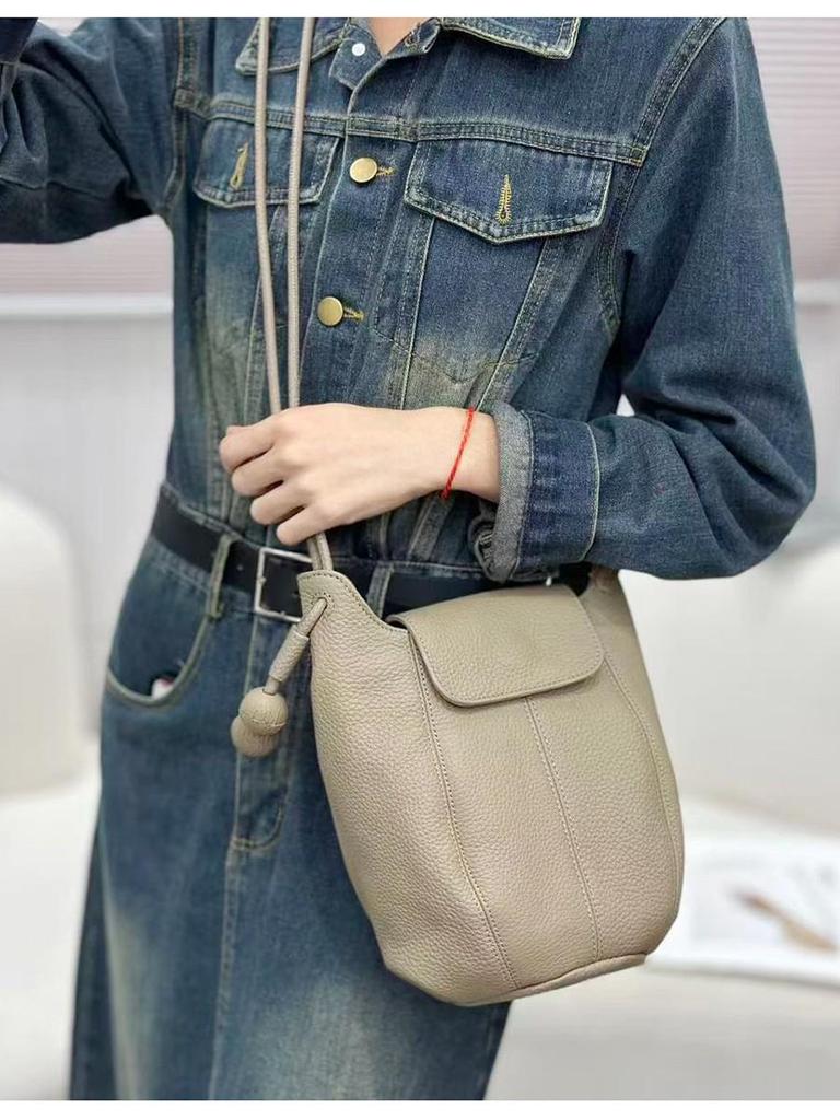 Genuine Leather Pumpkin Bucket Bag - 2025 A/W Collection, Women's Versatile Casual Fashion Shoulder/Crossbody, Large Capacity