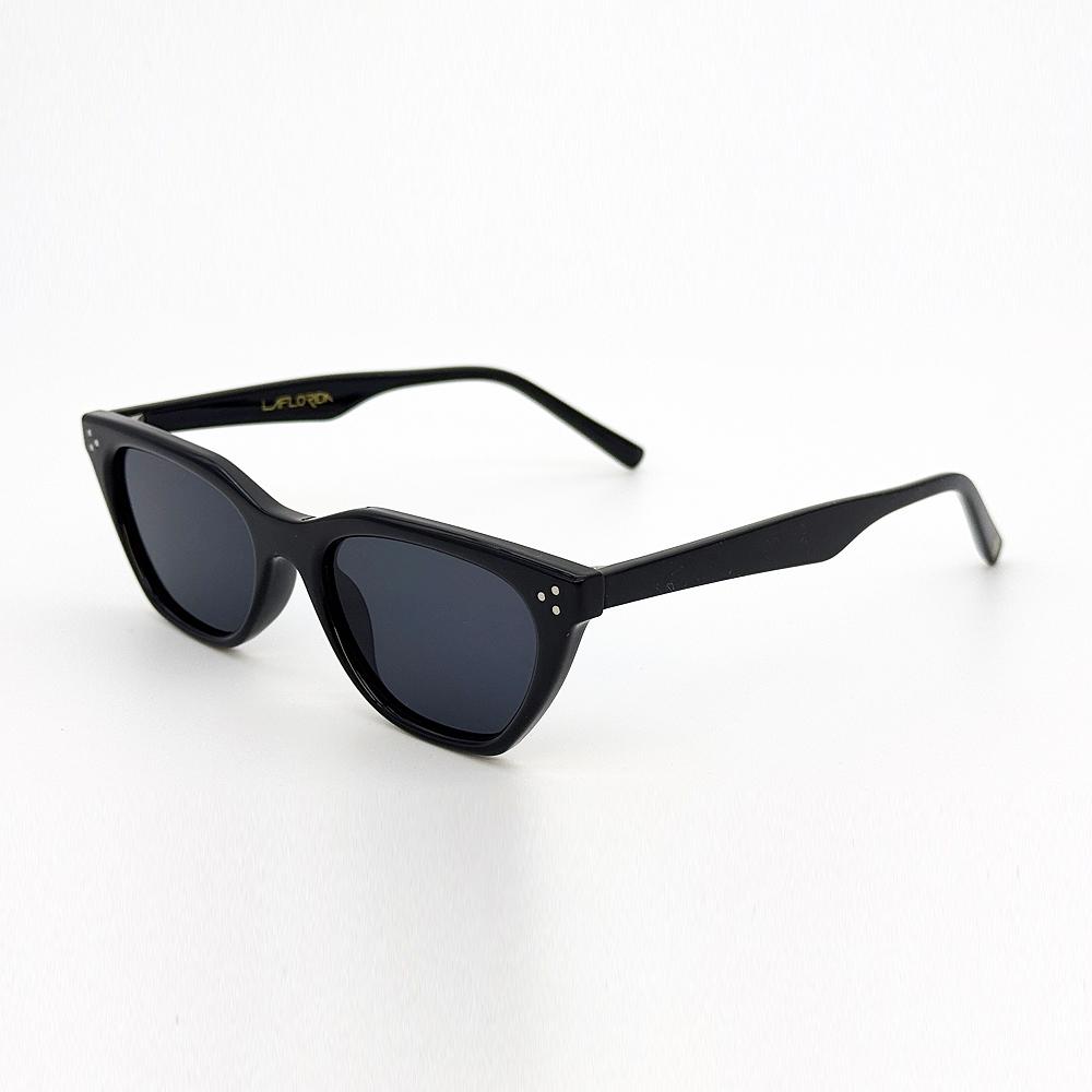 Lapeullolida Vita Black Sunglasses