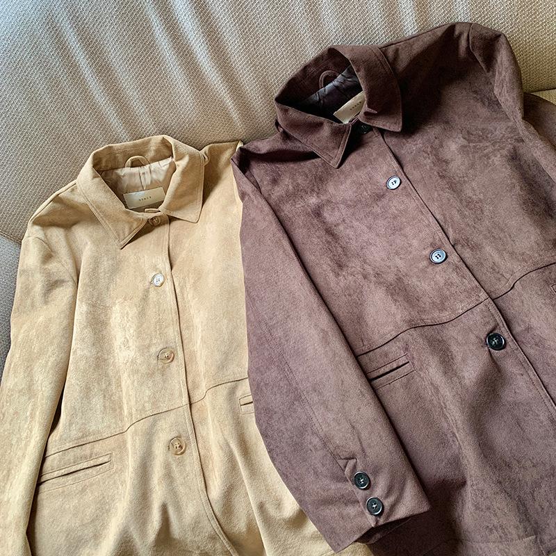 

В наличии куртка с лацканами из замши - Корейский стиль, средней длины, хаки, осенняя ретро, свободный крой One size коричневый