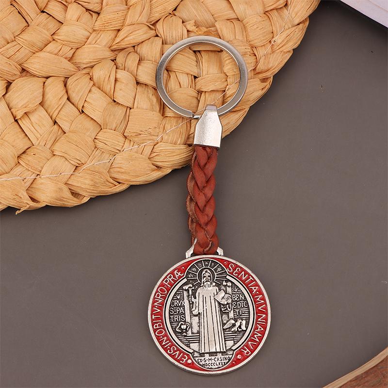 1 szt. Vintage Święty Benedykt PU Skórzany Brelok Dla Mężczyzn Kobiet Zawieszka do Torby Ozdoby Prezent Religijny