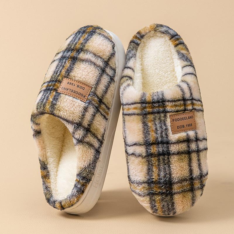 Winter cotton slippers household warm non-slip thick-soled plush home slippers color 2025 cotton shoes outer wear