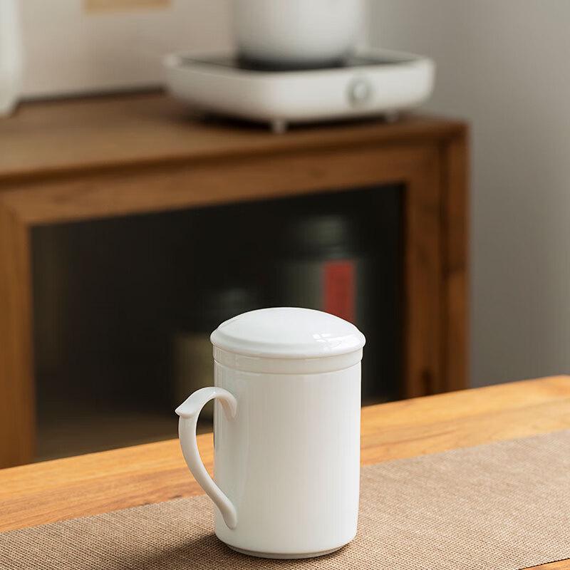 Muyi Sweet White Porcelain Office Tea Cup