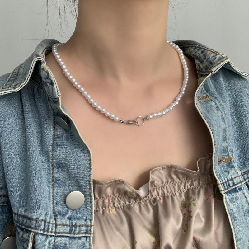 

Korean Pearl Clavicle Necklace: Minimalist Two-Way Layered Design