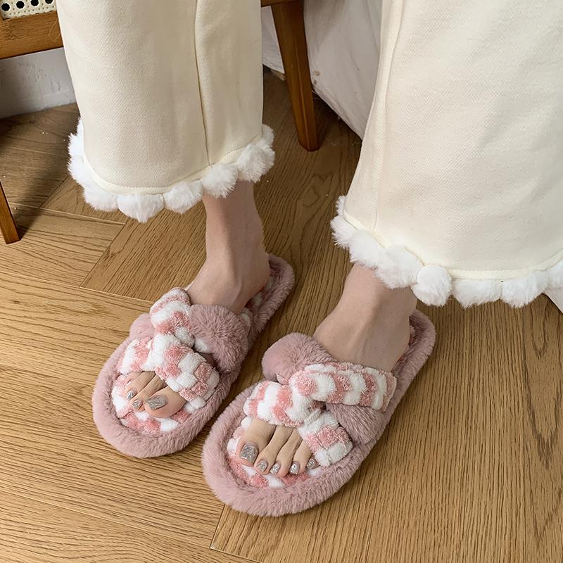 Fashion 2025 New Fashion Fluffy Slippers Women Winter Warm Fur Home Slippers Woman Comfortable Soft Sole Non Slip Indoor Shoes