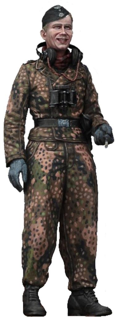 Royal Model WW2 German Tank Crew Ardennes 1944 Resin Kit RM1025 1/72 (person)