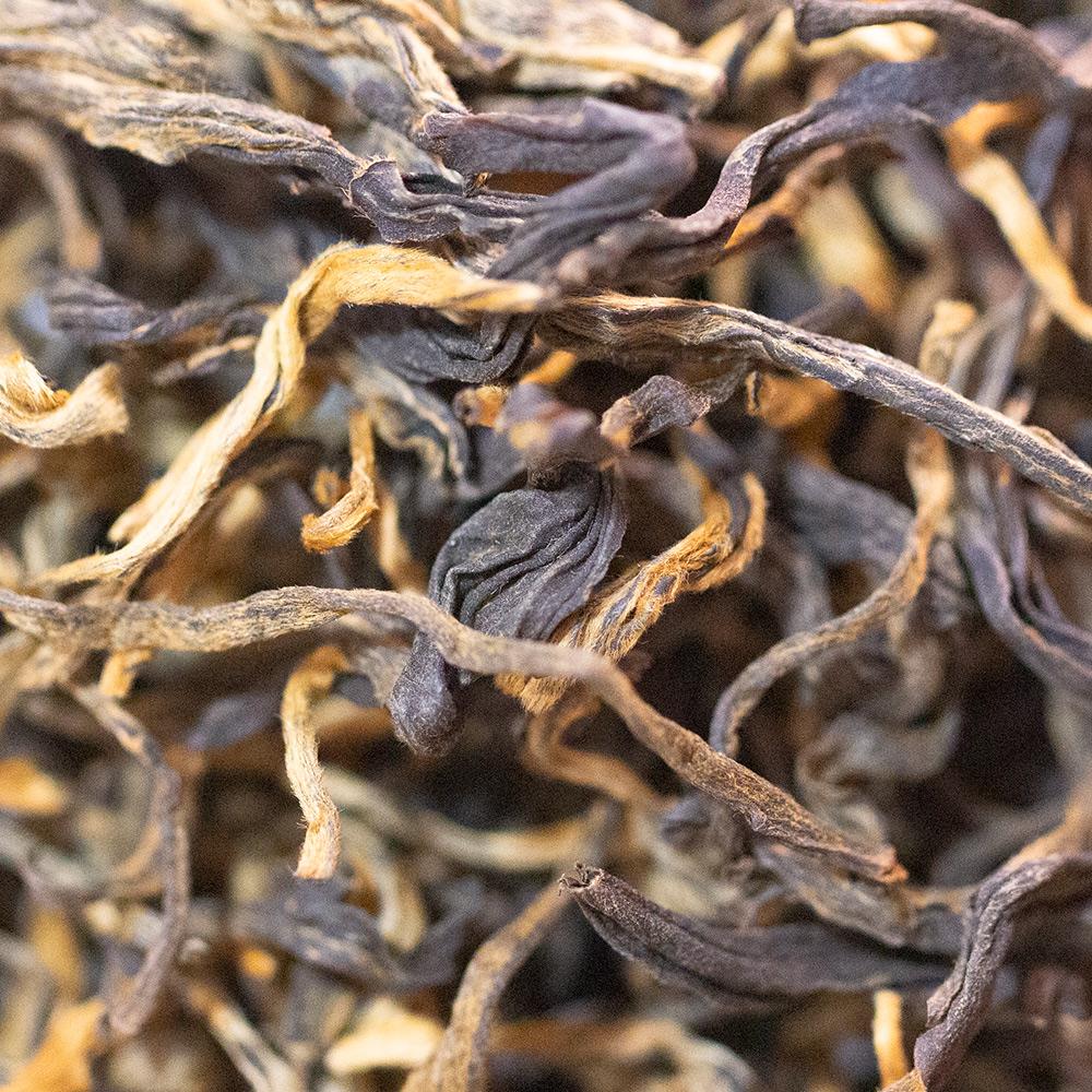 

Чай черный китайский второй сорт Золотой Юньнань Красный Дяньхун 50г