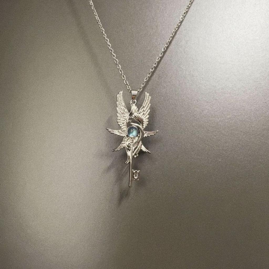 Vintage Bird Pendant Necklace - Angel Gemstone Accessories - Niche Grey Moonlight Style Versatile Jewelry