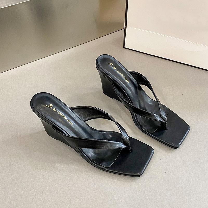 

Модная женская обувь на каблуке, неглубокие женские сандалии-клинья, шлепанцы, туфли, модные клинья, женские шлепанцы, туфли 2025, новые шлепанцы 35 чёрный