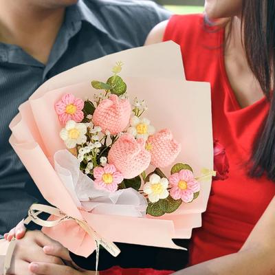 Baigtas nertas gėlių puokštės dirbtinių gėlių Valentino dienos dekoracijos Austas
