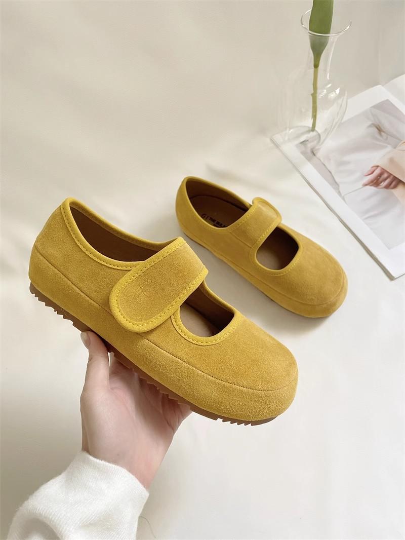 

Mori ретро уродливые милые женские туфли Мэри Джейн 2025 новые универсальные круглые головки с мелким горлом на липучках плоские шапочки 35 жёлтый