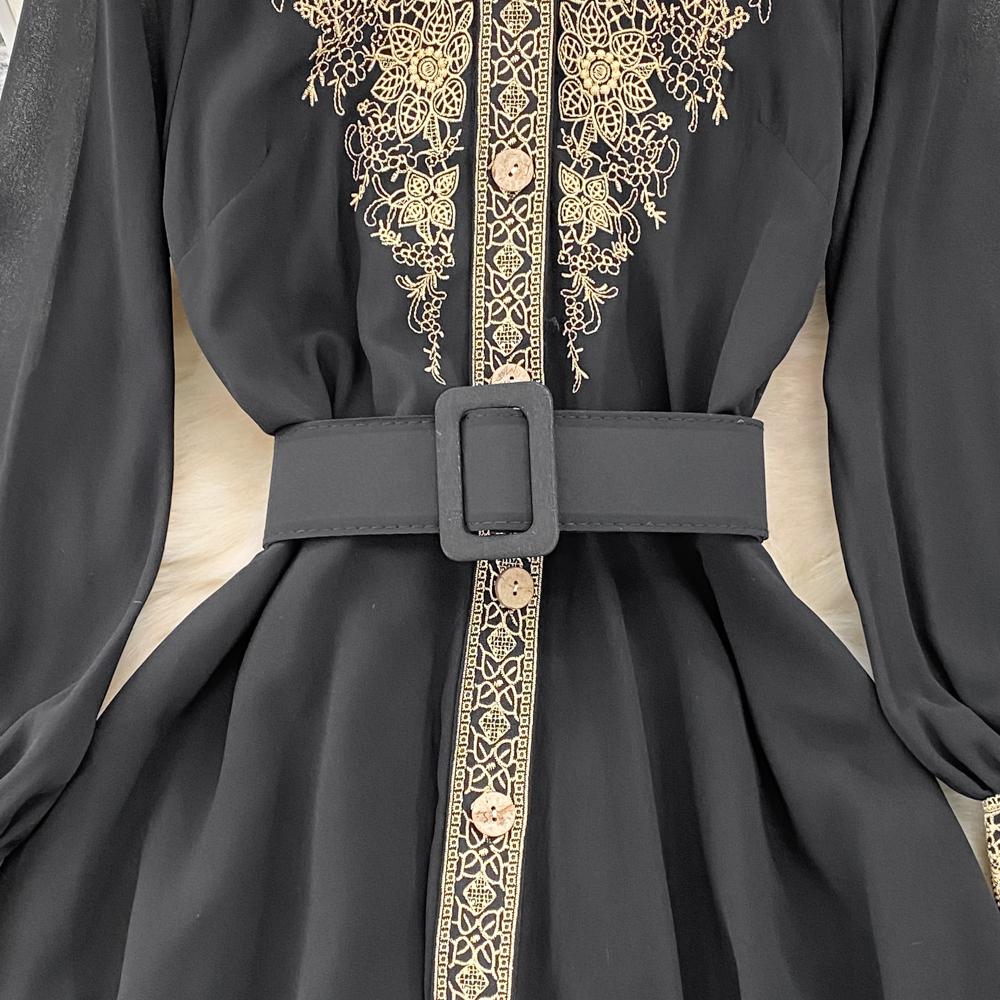 Süßer Stil Damen Langarm Stickerei Patchwork Einreiher Hohe Taille A-Linie Kleid Herbst Neue Kleider SN3859