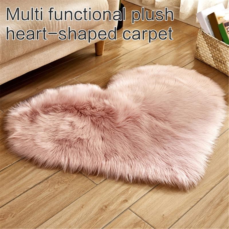 Soft Fluffys Fuzzy heart-Shape Area Rugs, Antiskid Luxury Plushes Faux Fluffys Carpets for Children Playroom Living Room