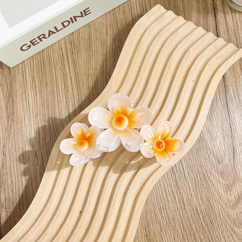 European/American Three Flowers Plumeria Claw Clip - Cute Large Hairpin for Women's Bun