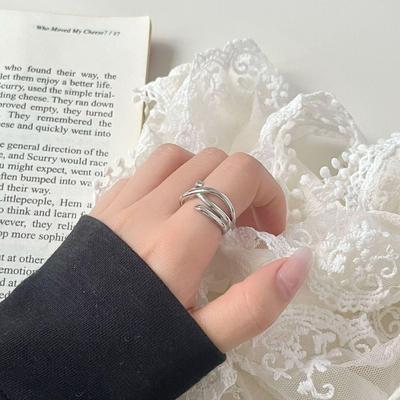 Minimalist Matte Geometric Twisted Ring - High-End Fashion Accessory