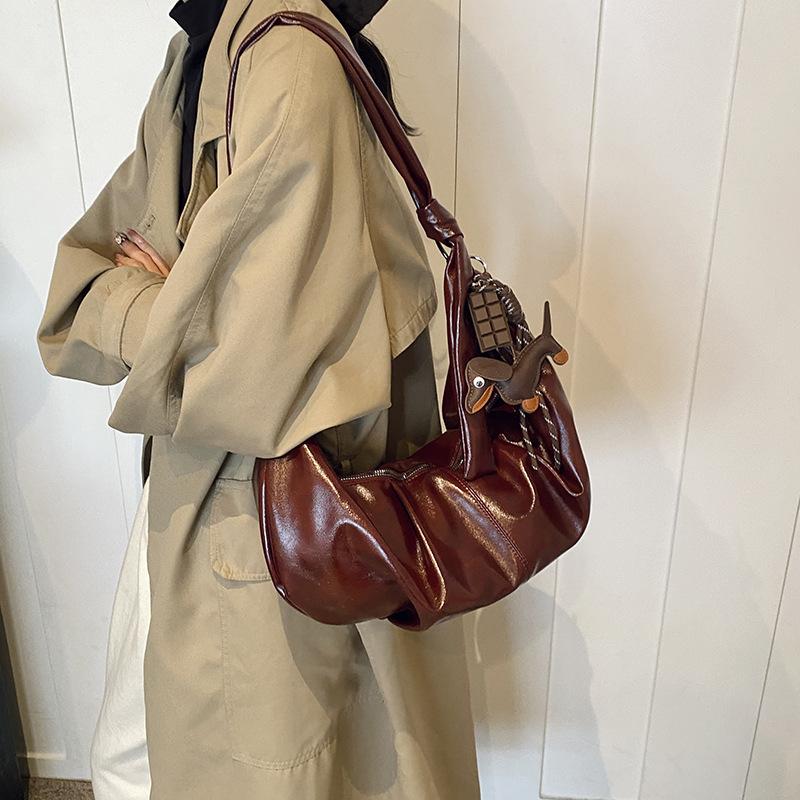Premium Texture Bag Women'S Large-Capacity Design Pleated Messenger Bag Commuter Dumpling Bag