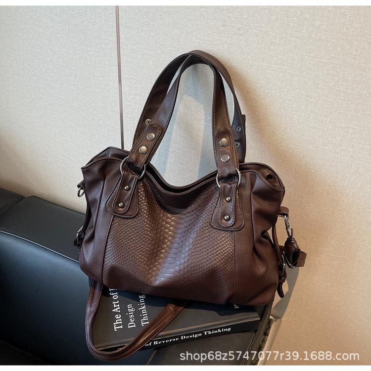 2025 New Women's Bag Fashion Casual Shoulder Messenger Bag Women's Large Capacity Tote Bag Casual Travel Bag