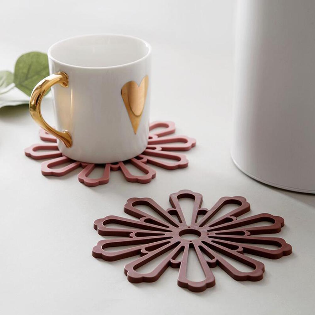 Heat Resistant Hollow Flower Thickened Cup Coaster Mat
