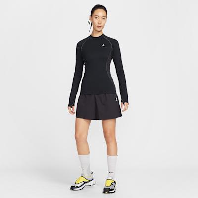 Nike ACG T Shirts Women's Navy Crew Neck Moderate