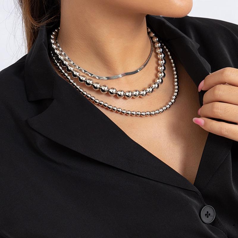 Meier Trendy and cool flat snake bone necklace for women, vintage punk style beaded chain choker