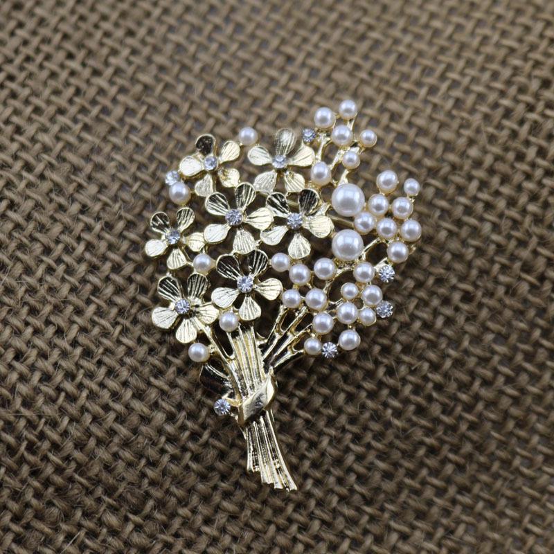 Elegant Retro Bouquet Pearl Brooch - European, American, Japanese & Korean Fashion