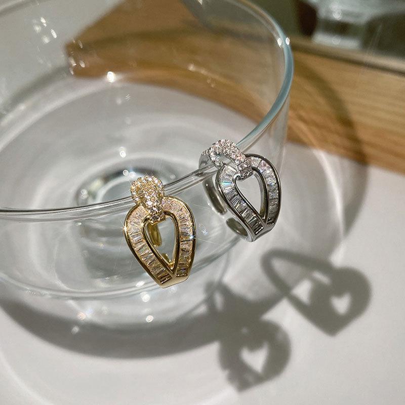 Rhinestone Dazzling Decorated Horseshoe Buckle Ring For Womens Fashion Statement