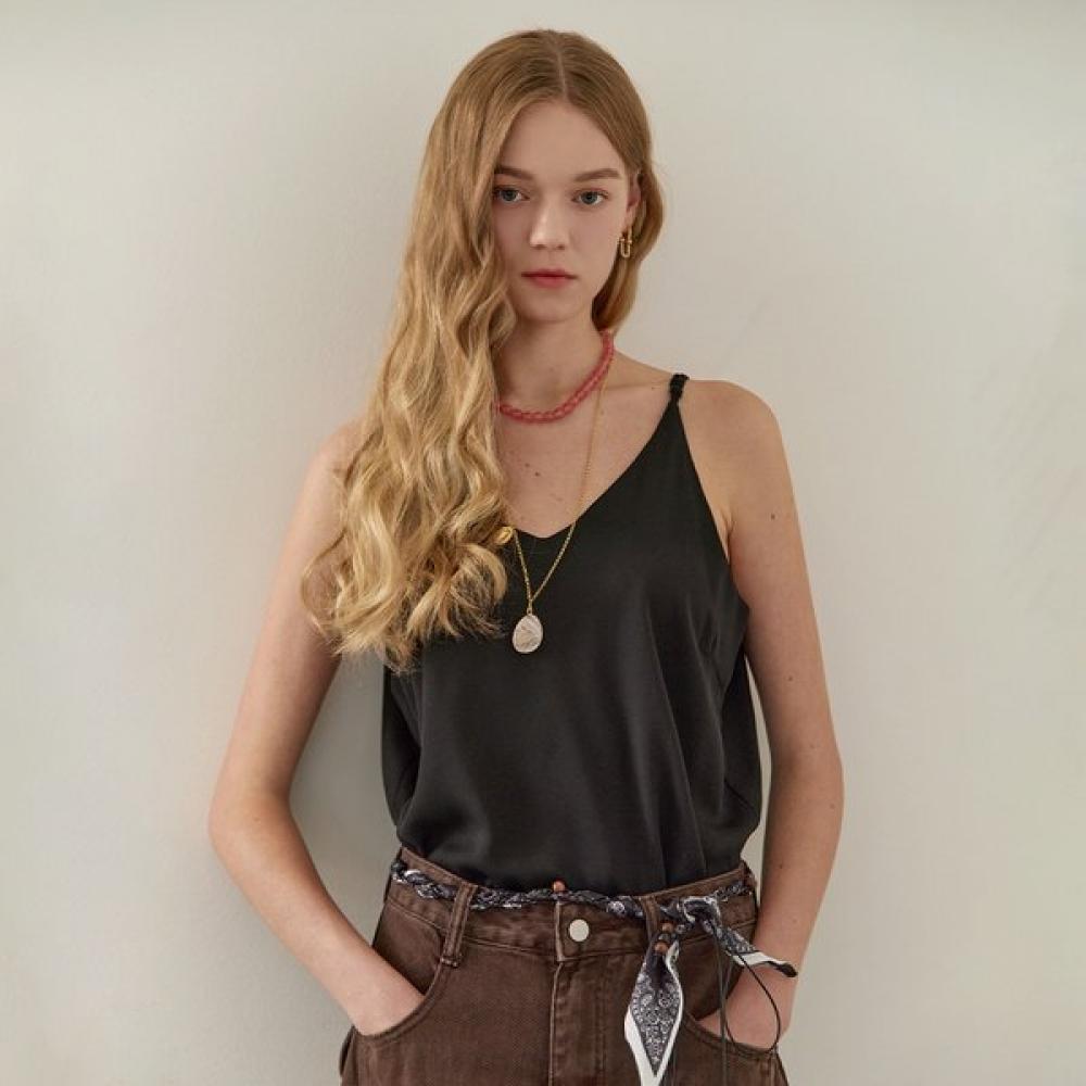 Maxza Two Way Chiffon Crepe Woven Sleeveless Top Ze08to500na blacks/FREE