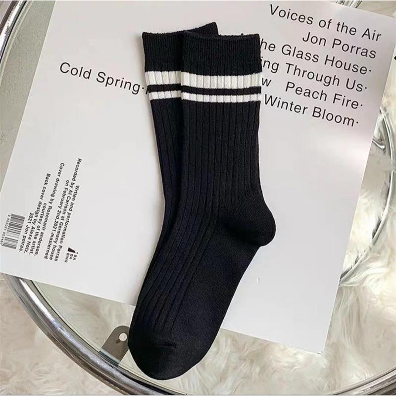 Autumn and Winter Striped Pure Cotton Socks, Summer Women's Trendy Socks, R Black and White Embroidered Academy Windblown Women's Socks