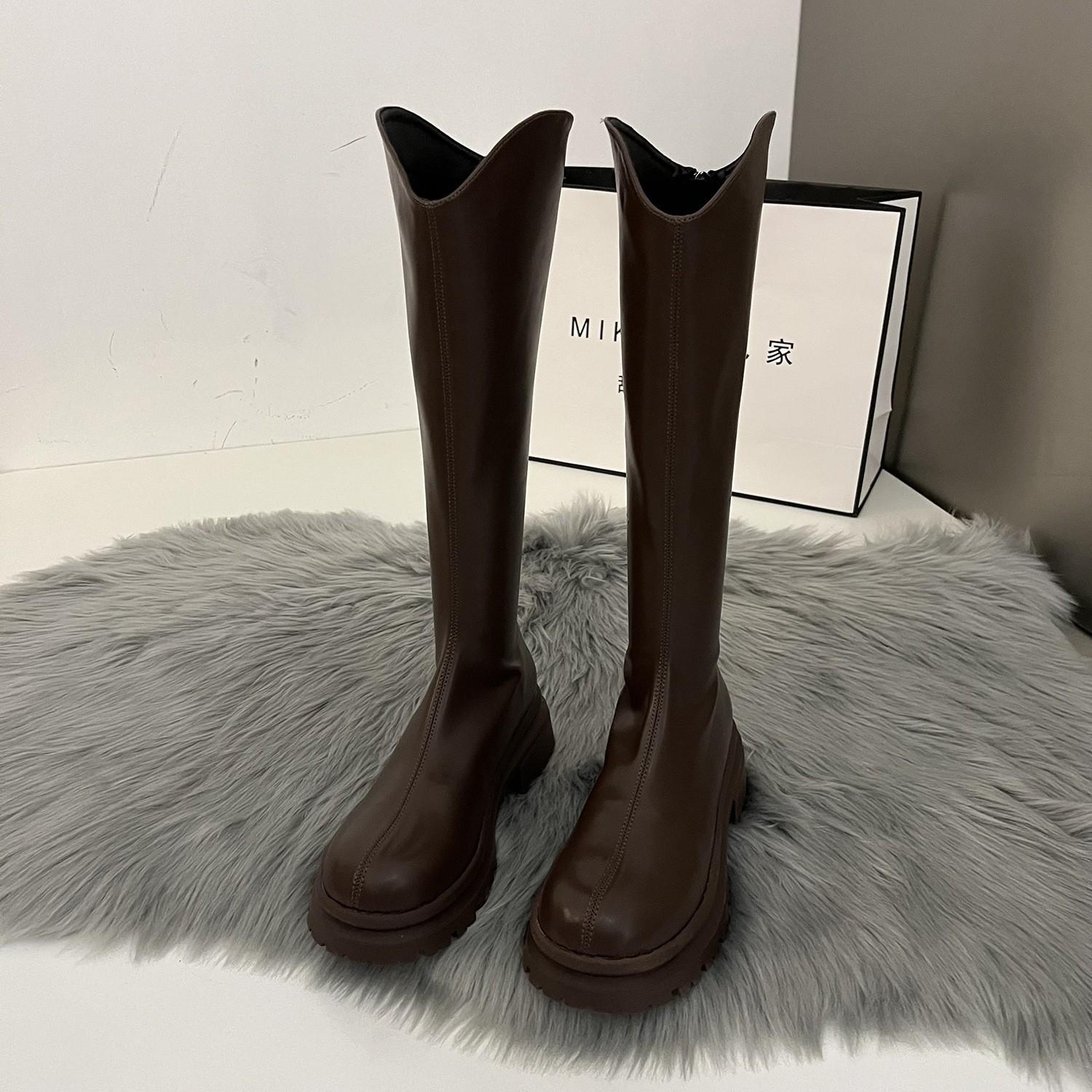 

Женские летние белые ботинки Мартин, корейские ботинки с V-образным вырезом, супер огненные ковбойские ботинки, новые ботинки на платформе в рыцарском стиле 40