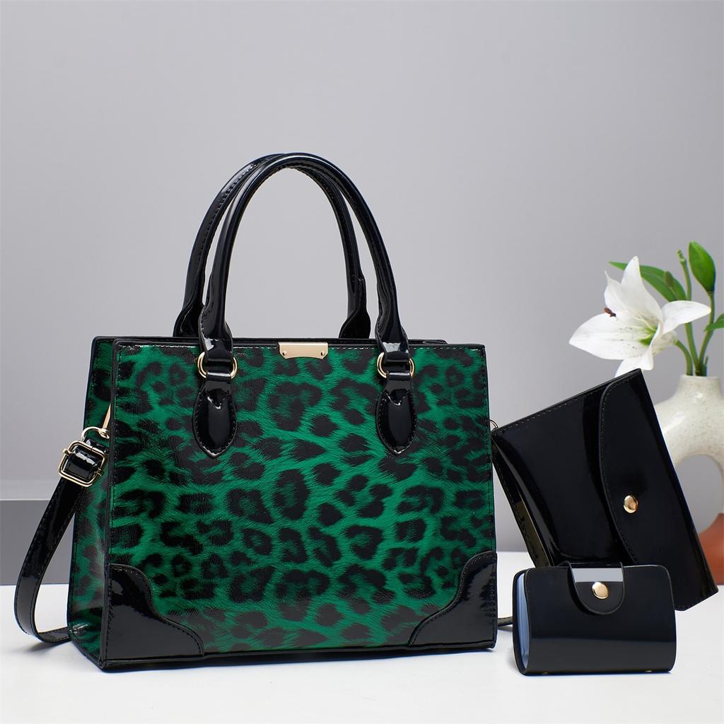 New Leopard Print Bag Large Capacity Mori MOE Foreign Air Shoulder Bag High Appearance Level Bright Leather Sense Tote Bag