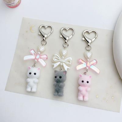 Kreslená plyšová mačka prívesok kľúčenka Y2K kľúčenka v tvare srdca s mašľou pre ženy dievčatá roztomilá dekorácia prívesok na tašku na fotoaparát darčeky